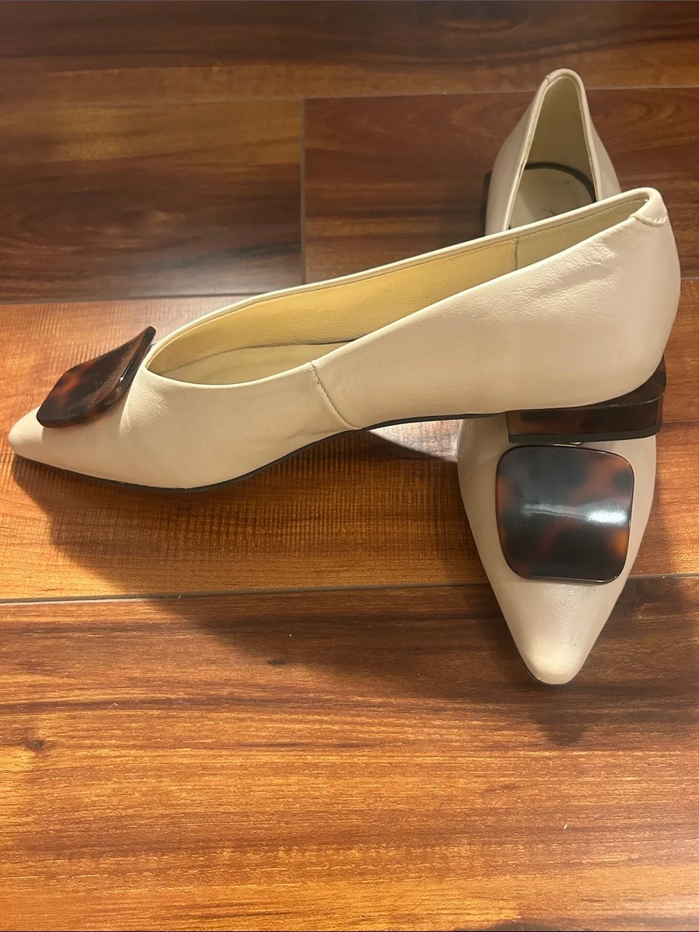 Nude Pointed Toe Flats with Tortoiseshell Accent